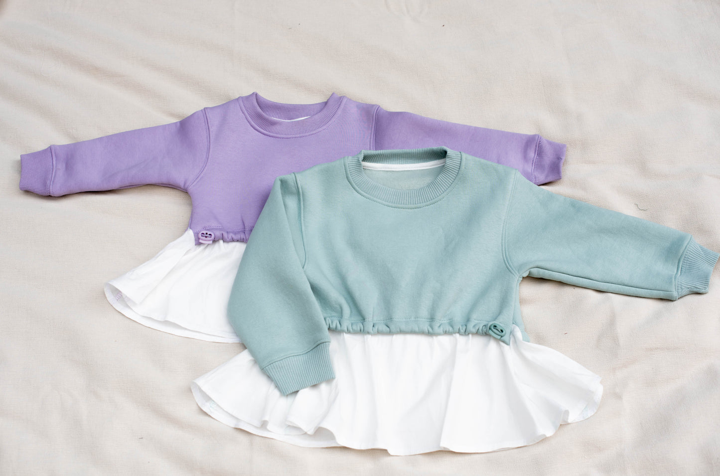 Sweatshirt Dress in Purple