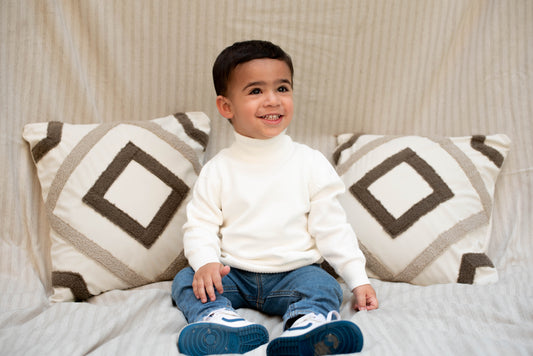 Boys' Classic Half Collar in White