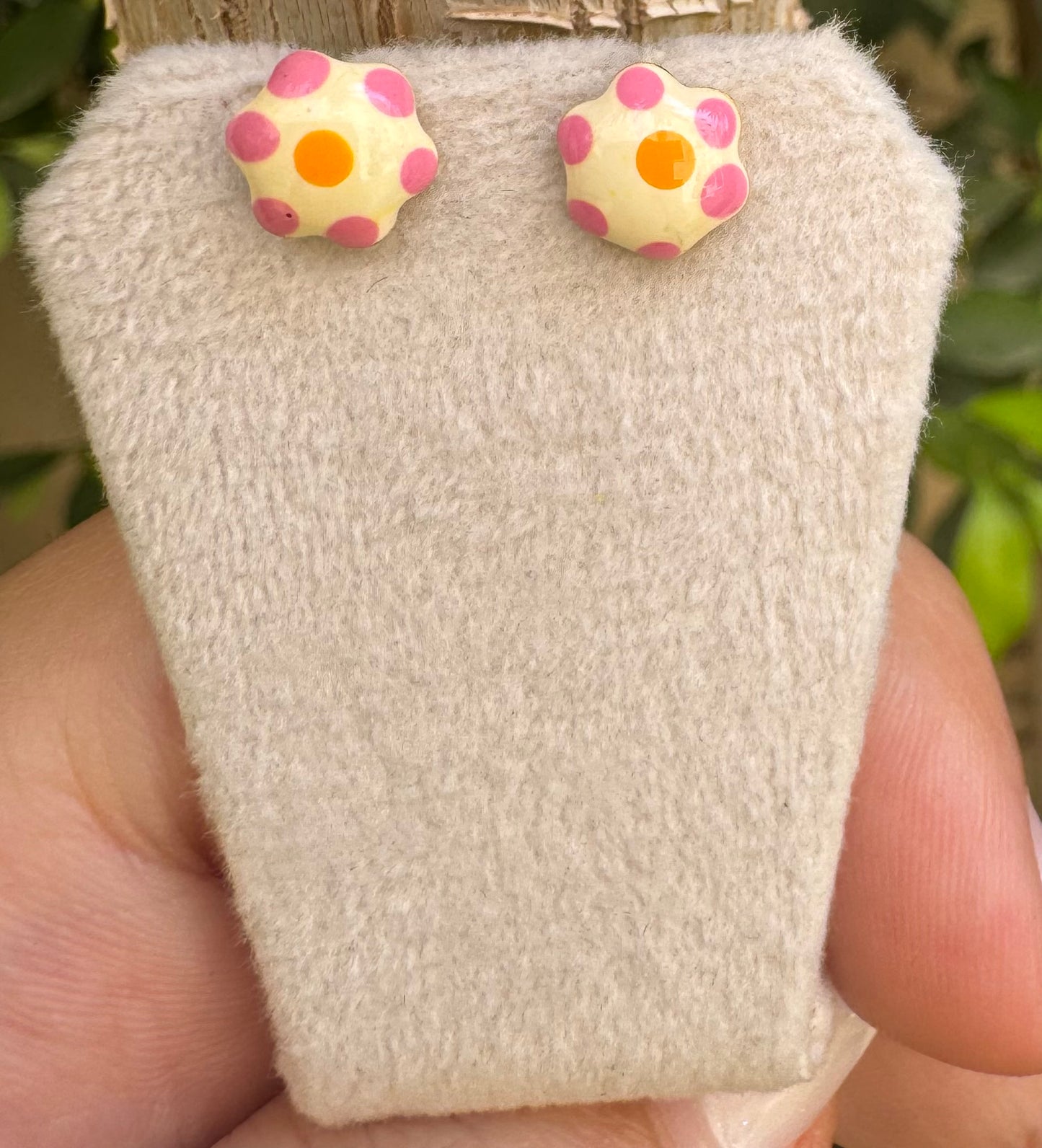 Sunny Pop Studs Earrings